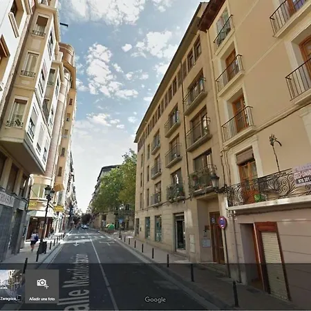 Oupen De Dor El Pilar - Manifestacion Apartment Zaragoza Exterior photo